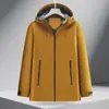 Novas Jaquetas Finas Masculinas e Femininas para Uso Externo com Logos Estampados para Montanhismo