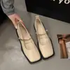 Sapatos Mary Jane de Bico Quadrado para Mulheres 2026 Novos para Primavera, Outono e Verão Mocassins de Solado Macio Estilo Britânico Sapatos Versáteis de Couro
