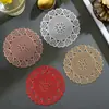 Coaster de PVC em formato de coração, best-seller transfronteiriço, luxo leve, oco, com estampagem a quente, coaster de café, à prova d'água, antiderrapante, resistente a altas temperaturas, estilo nórdico