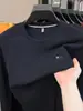Moletom espesso com camada de ar para homens, novo modelo outono 2026, gola redonda casual com jacquard de padrão escuro, camiseta básica confortável