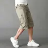 Modelos Populares de Verão Estão Disponíveis em Grandes Quantidades. Bermuda de Trabalho Lavada Três Quartos para Homens de Meia-Idade. Calças Cargo Masculinas de Algodão Puro com Múltiplos Bolsos