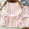 Suave Estampado de Dibujos Animados Rosa Ropa de Casa para Mujer Primavera y Otoño, Cuello de Solapa, Mangas Largas, Pantalones Largos, Conjunto de Pijama de Dos Piezas, Se Puede Usar al Aire Libre