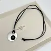 Acero de Titanio No se Desvanece Nariz de Cerdo Peine Pequeño Collar para Mujer Nicho de Gama Alta Estiloso Cadena Larga para Suéter con Cuerda de Cuero