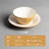 Platillos de acompañamiento para hot pot de mariscos estilo puesto de comida Haidilao: platos en capas, albóndigas, res, tazones de sangre de pato, fideos finos, tazones de postre