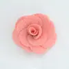Decoración de caja de regalo de camelia y rosa simuladas de cáñamo hechas a mano, flores para sostener en bodas, zapatos y sombreros, accesorios de ropa
