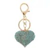 Venta caliente llavero colgante de amor con diamantes completos adornos para bolso exquisitos pequeños regalos joyería colgante de personalidad para coche venta al por mayor