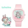 Al por mayor del fabricante Cuadrado Labubu Bubble Mart Decoración de Reloj Silicona Cuarzo Estudiante Tailandia Transfronterizo Dibujos Animados