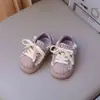 Zapatos de Lona con Cabeza de Concha para Niños Suela Suave Zapatos Blancos Pequeños Zapatos Deportivos para Niñas Cordón Lazo de Perla Zapatos Cortez para Niñas Pequeñas