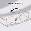 Yitong "6808" armazón de anteojos de titanio puro para hombre con patillas de acordeón, montura completa cuadrada, simple y ultraligero, venta al por mayor en Danyang
