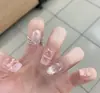 Uñas Postizas Populares de Xiaohongshu en Color Verde Menta Sólido con Puntos y Pedrería, Puntas de Uña Estilo Lujo Ligero Transparente Hielo Que Mejoran el Tono de la Uña
