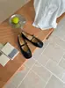 2026 Nuevos Zapatos de Mujer de Primavera de Suela Blanda con una Sola Correa Estilo Retro Planos de Punta Cuadrada Zapatos Mary Jane Ante
