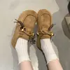 Sapatos Femininos Modernos, Versáteis e Confortáveis com Solado Plano 2025 Primavera e Verão Novo Estilo Retrô Estilo Coreano Casual Sapatos Birkenstock para Mulheres