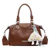 Bolsa de Mão com Textura Tecida de Design de Nicho 2026 Nova Chegada de Outono Bolsa de Ombro Tendência com Textura Bolsa Transversal Almofada