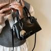 2025 Nuevo Bolso Satchel de Verano con Forma de Concha para Mujer, de Alta Gama, Versátil, Casual y Elegante Bolso Bandolera de Un Solo Hombro