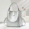 2026 Bolso Cubo Nuevo Estilo Coreano Patrón Tejido Simple para Mujer, Bolso Tote de Gran Capacidad para el Trabajo, Bolso de Mano Texturizado y Bolso Cruzado