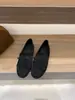 Versão em couro de vaca~ Sapatos femininos de couro com franjas retrô e sola macia 2025 novos mocassins marrons de outono