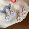 Presilha de Cabelo Cauda de Peixe com Pérolas, Flor de Resina Cravejada com Diamantes, Alta Qualidade, Exquisite e Personalizada, Presilha de Bico de Pato, Acessório de Cabelo de Nicho e Versátil