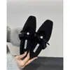Sapatos de Veludo com Laço Estilo Francês, Bico Fino, para Mulheres, Novos Sapatos Mary Jane de Lã com Salto Grosso para Outono e Inverno