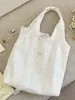 65213 Bolso de Lona Blanco Leche con Puntos y Accesorios de Moño de Encaje, Estilo Casual para Salidas Estudiantiles, Bolso Artístico de Hombro