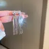 Brincos de Neve de Diamante Inlaid com Agulha de Prata e Pom Pom de Pelo com Pérola Luxo Acessível Brincos de Alta Qualidade Design Versátil para Outono e Inverno Nicho