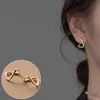 Brincos Geométricos Minimalistas em Forma de U com Franjas para Mulheres, Cool e Estilosos, Argolas Versáteis, Presilhas de Orelha, Acessórios de Orelha Tendência de Nicho