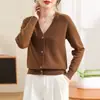 Camada base feminina slim-fit transfronteiriça 2026 para primavera, outono e inverno, malha estilo chinês para meia-idade, cardigã versátil de abertura frontal