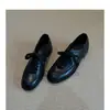 Versão em couro de vaca bico redondo design de costura lateral mocassins femininos nicho cadarço boca profunda sapatos de salto grosso clássicos sapatos pequenos de couro