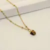 Colar de Aço Titânio Dourado para Mulheres, Não Desbota, Joia de Corrente de Clavícula de Luxo Leve de Nicho, de Alta Qualidade, Versátil, Moderno e Elegante