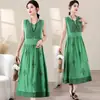 Vestido Elegante de Corte Justo para Mulheres, Novo Estilo Verão 2026, Tamanho Petite, Algodão Artificial, Emagrecedor, Elegante Vestido de Meio Comprimento de Seda de Algodão