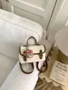 Bolsa Pequena Simples de Mão Estilo Coreano para Mulheres 2026 Nova Versátil Moda Bolsa Cambridge Nicho Elegante Bolsa Transversal para o Dia a Dia