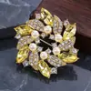 Broche Elegante Estilo Celebridad Nuevo Otoño e Invierno Accesorios para Cárdigan Suéter de Mujer Pin Exquisito Pequeño Lindo Corsage de Ropa
