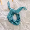 Bufanda de seda versátil de color liso arrugado para primavera y verano, para mujer, diadema elegante, pañuelo de cuello elegante, accesorio para bolso, protector de cuello, pañuelo pequeño plisado