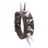 Pulseira de couro com tachas de metal estilo punk, unissex, pulseira de pulso de PU europeia e americana da moda, acessório de mão popular europeu e americano