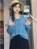 Blusa feminina de manga longa com decote V e detalhe em renda, popular, de malha de seda gelada, solta e modeladora, com proteção solar