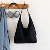 Bolsa casual de cor sólida com grande capacidade para mulheres 2024 nova bolsa tote estilo coreano retrô da moda bolsa texturizada de axila