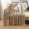 Manta de sofá nórdica toalla de pie de cama de hotel manta de frijol manta de chal con borlas cubierta de tela de pie de cama manta cubrecama para casa de huéspedes venta al por mayor