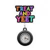 Reloj de bolsillo de silicona de dibujos animados para enfermera, reloj de pecho de doctor, reloj de cuarzo retráctil lindo y divertido, reloj médico con insignia médica transfronteriza anti-pérdida