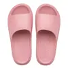 Pantuflas de EVA de verano para mujer, baño en casa, suaves, de suela blanda, para interior, antideslizantes, resistentes al olor, sandalias para hombre, disponibles para venta al por mayor