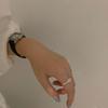 Anillo con hebilla de cinturón de amor de moda 2023, diseño de nicho, personalizado, simple y exquisito.