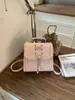 Mochila Feminina de Renda Fashion 2026 Nova Versátil e Bonita Pequena Bolsa Escolar de Alto Valor Leve Luxo Bolsa Transversal