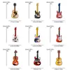Venda Quente na Amazon Múltiplos Modelos de Guitarra Pingente de Mochila em Acrílico Plano 2D Presente de Feriado
