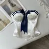 Top strapless estilo marinha de garota gostosa puramente desejável com um novo design e detalhe de laço
