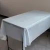 Fornecedor da Fabricante Toalha de Mesa Descartável para Festa Tecido Plástico PE Mesa de Sobremesa de Aniversário Toalha de Mesa Cor Pura 137*183cm