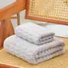 Set de Toalla de Terciopelo Rústico Nueva Toalla de Color Caramelo Toalla de Baño Set de Tres Piezas Transpirable Absorbente de Agua y Delicada Lana para Baño Doméstico de Adultos