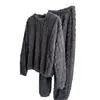 Pijama de coralina invierno mujer nuevo conjunto de dos piezas con terciopelo extra explosión franela ropa de casa casual se puede usar fuera pantalones para dormir