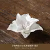 Ornamento Chinês Tradicional em Cerâmica Esculpido à Mão em Forma de Pétala de Lírio Estilo Zen, Incensário de Decoração de Casa de Luxo com Base e Difusor de Aroma