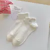 Calcetines Cortos Lindos Estilo Japonés para Mujer, Calcetines Finos Transpirables de Verano, Calcetines Tobilleros Rayados a Cuadros de Fresa, Versátiles Calcetines Deportivos Rosados