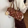 Bolso de mano de gamuza con lunares, gran capacidad, estilo simple de otoño, nuevo modelo 2026, bolso de hombro para mujer coreana con patrón, bajo el brazo