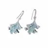 Pendientes Colgantes de Flor Azul Plisada con Borlas para Mujer 2025 Estilo Nuevo Aspecto Adelgazante Pendientes de Flor Versátiles para Rostros Cuadrados y Redondos