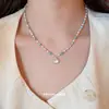 Collar Colgante Ovalado con Perlas y Concha de Cristal Cadena para Clavícula Retro Elegante Lujo Accesible Collar de Gama Alta para Mujer